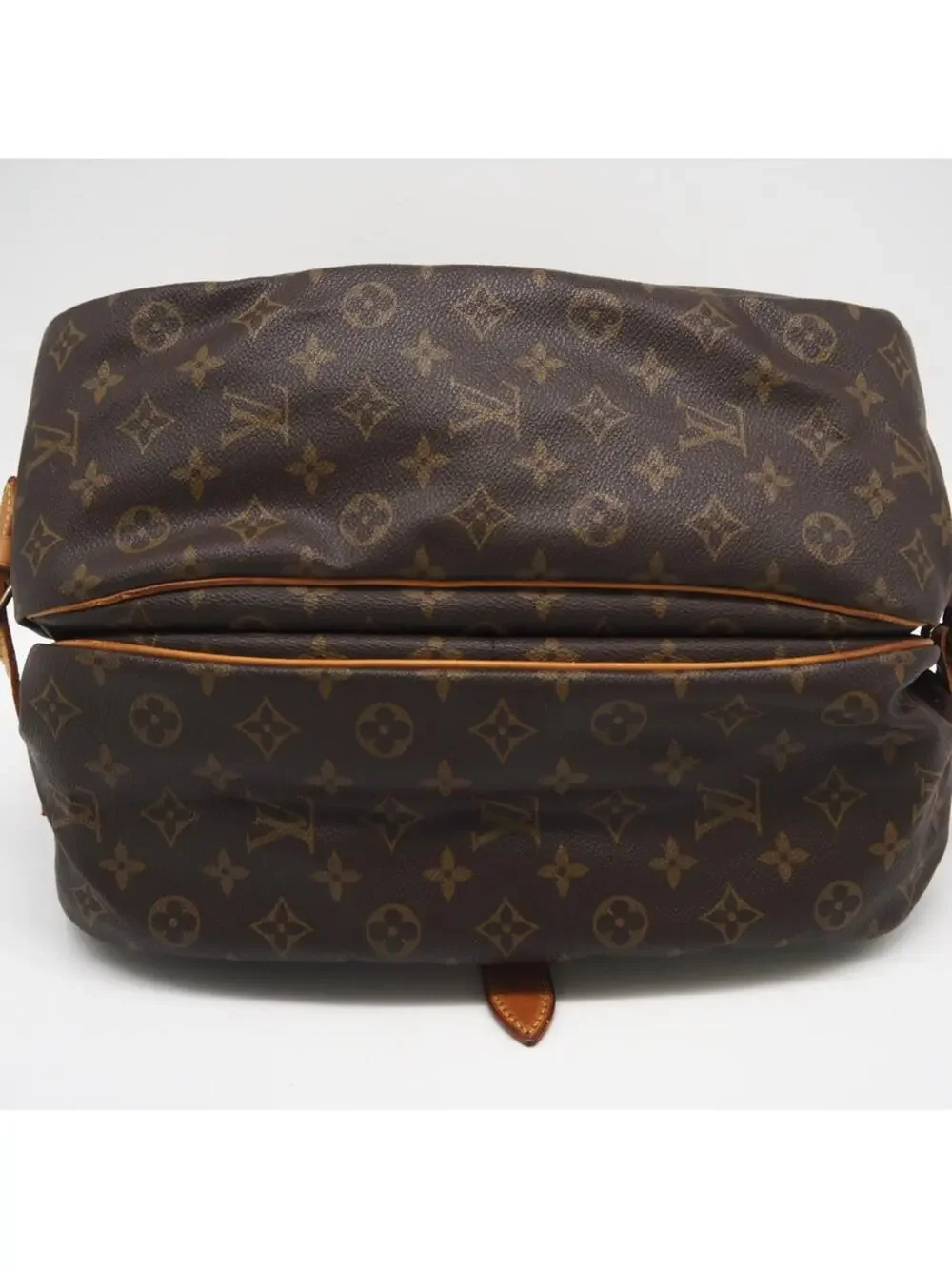 Louis Vuitton Saumur Handbag Canvas 35 #334240L54B